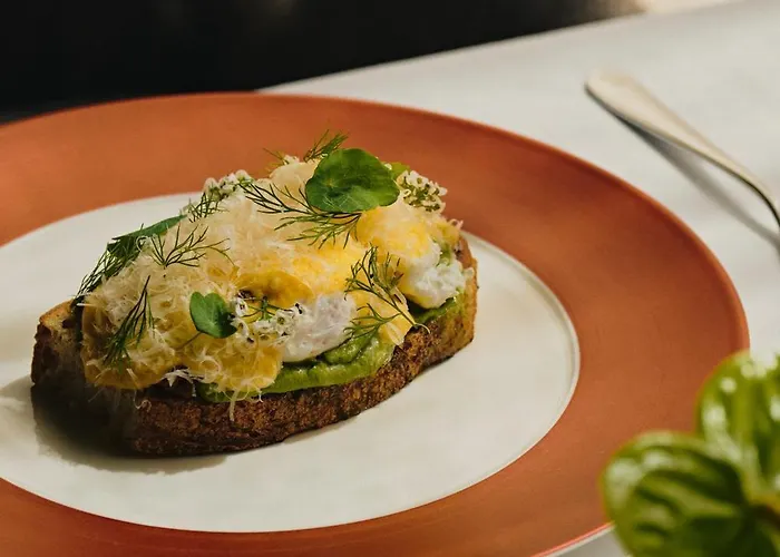 Blow Up Hall מלון פוזנן