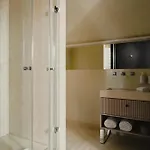 Blow Up Hall Hotel 5*