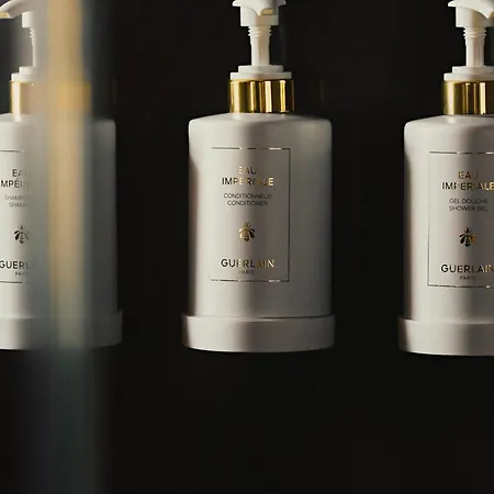 Ξενοδοχείο Blow Up Hall